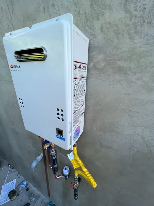 Tankless water heater installation for Cheltenham homes